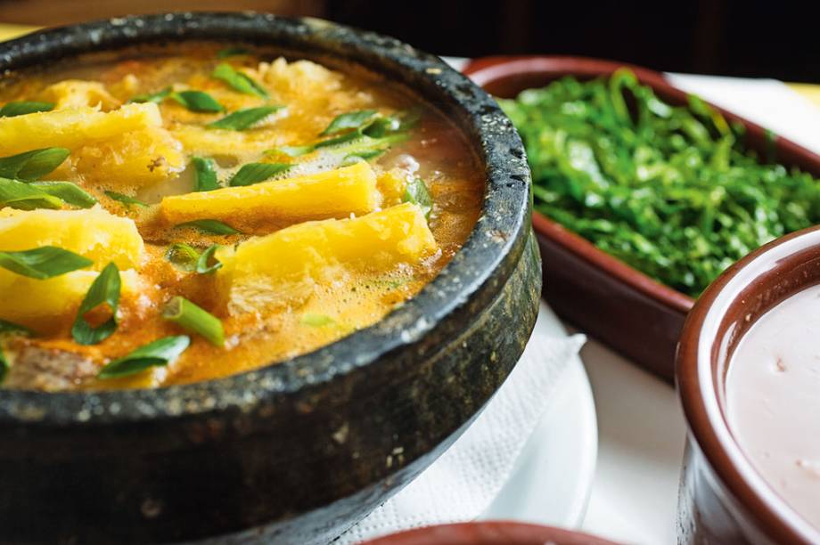 Costela de boi na mandioca: no Consulado Mineiro Costela de boi na mandioca: no Consulado Mineiro