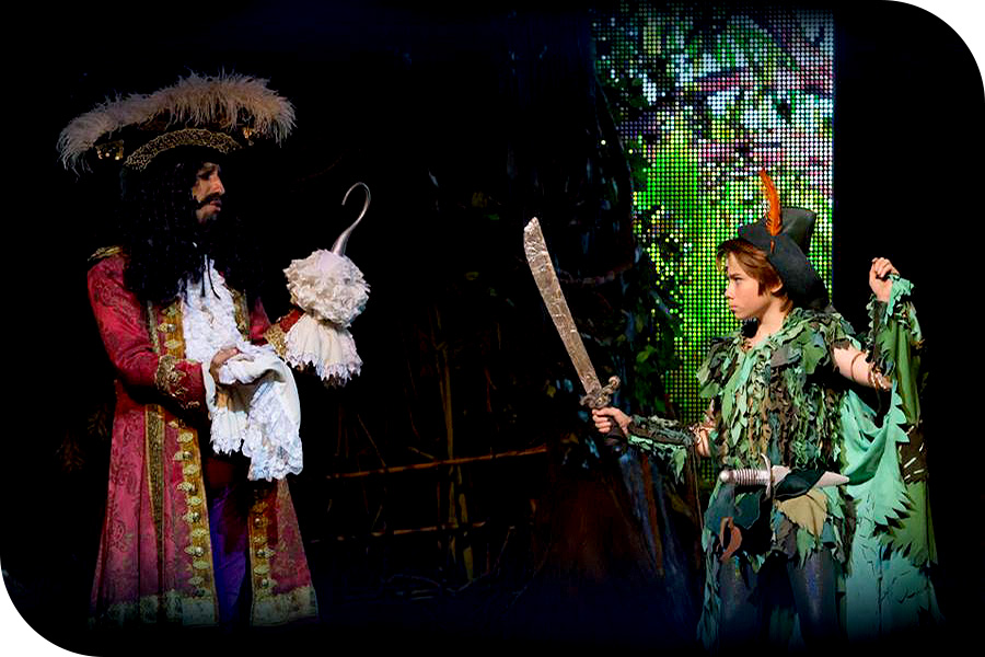 Estes 2 musicais de Peter Pan precisam entrar na sua agenda