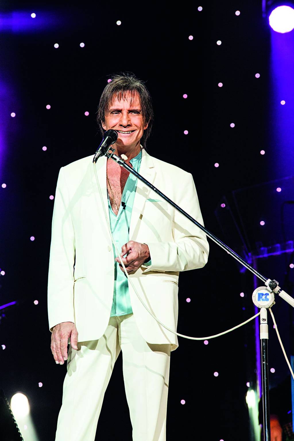 Roberto Carlos, Anitta, Luísa Sonza e mais na programação de lives