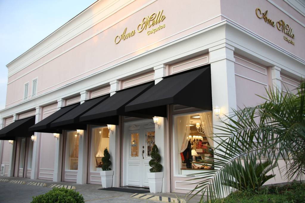 Sapatos femininos da Ana Mello por menos de 35 reais