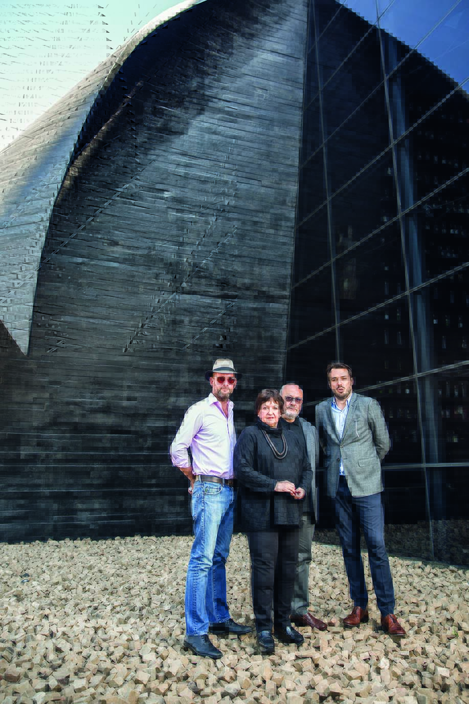 Evento no Hotel Unique reúne 39 galerias com 500 peças à venda