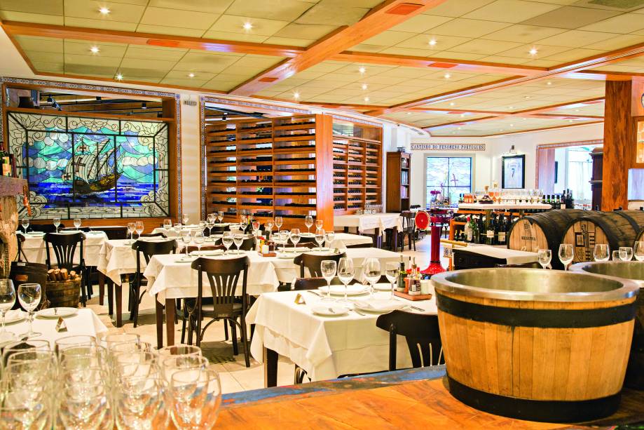 Ambiente grandioso: o espaço, antes ocupado por uma churrascaria, acomoda 270 pessoas Ambiente grandioso: o espaço, antes ocupado por uma churrascaria, acomoda 270 pessoas