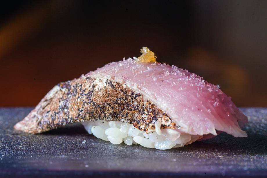 Pargo com flor de sal e yuzu em conserva Pargo com flor de sal e yuzu em conserva