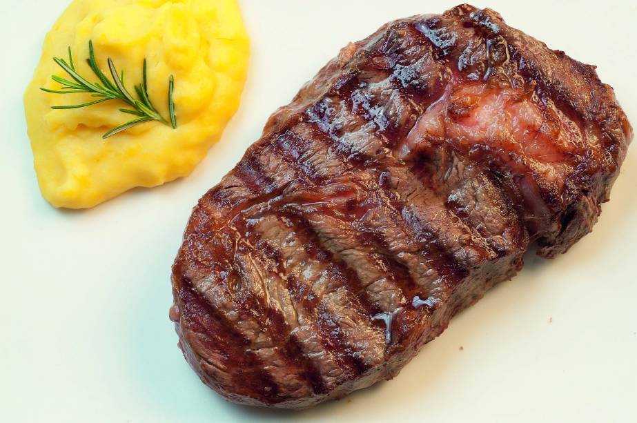 Ribeye: o contrafilé sem osso ao estilo americano Ribeye: o contrafilé sem osso ao estilo americano