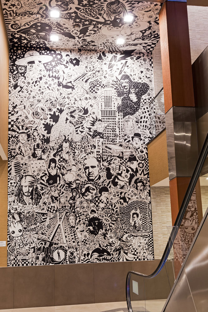 Mural em shopping apresenta 120 personagens do cinema