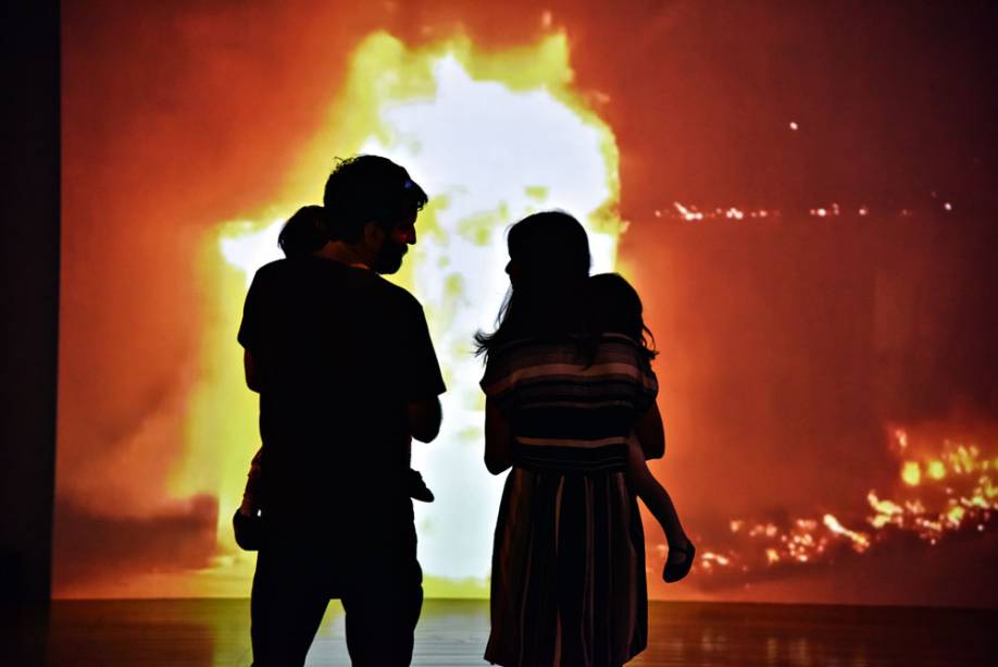 Terreno: vídeo da paulistana Janaina Wagner Terreno: vídeo da paulistana Janaina Wagner