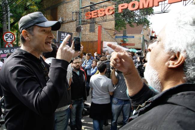 Ato contra e a favor de Judith Butler em SP