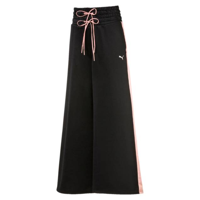 Calça pantalona com cintura alta por 249,90 reais. Calça pantalona com cintura alta por 249,90 reais.