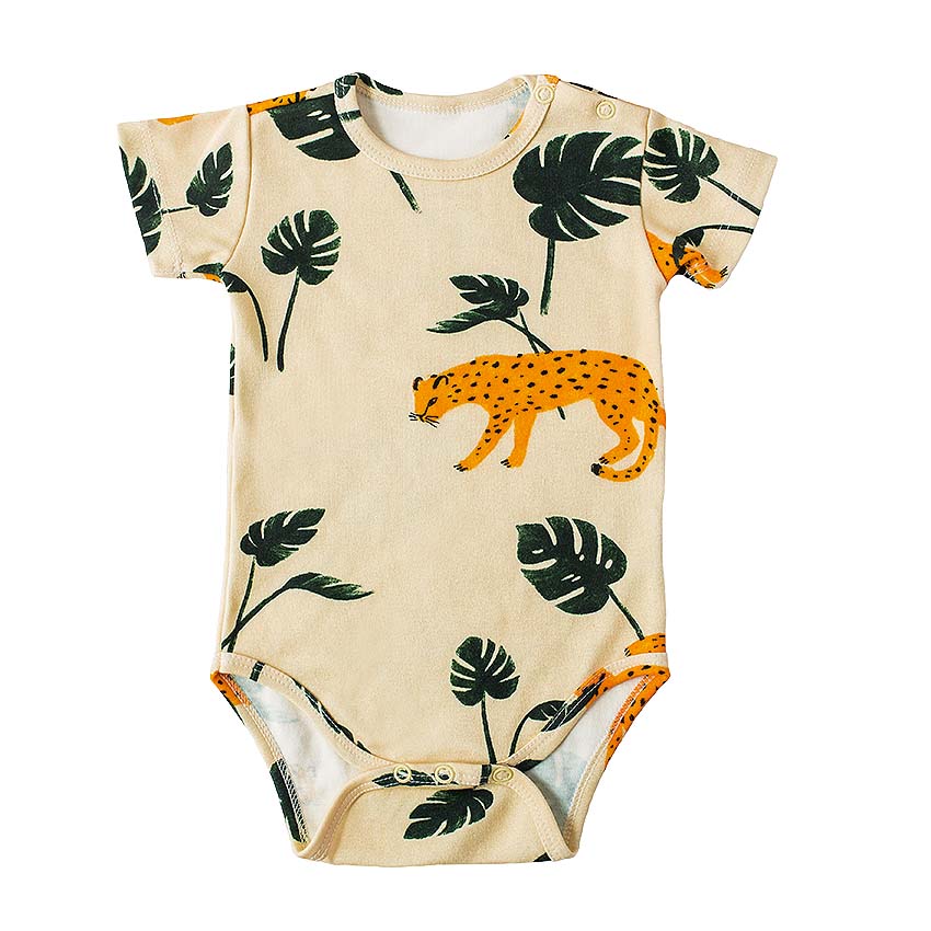 Produtos com estampa de costela-de-adão, a planta da vez