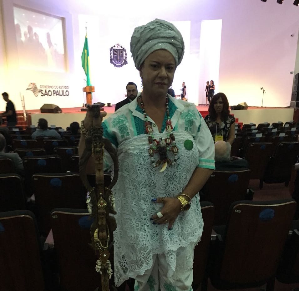 Babalorixá trans diz que Márcio França vence Doria em SP