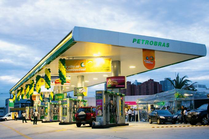 Petrobras sobe preço da gasolina e diesel para as distribuidoras