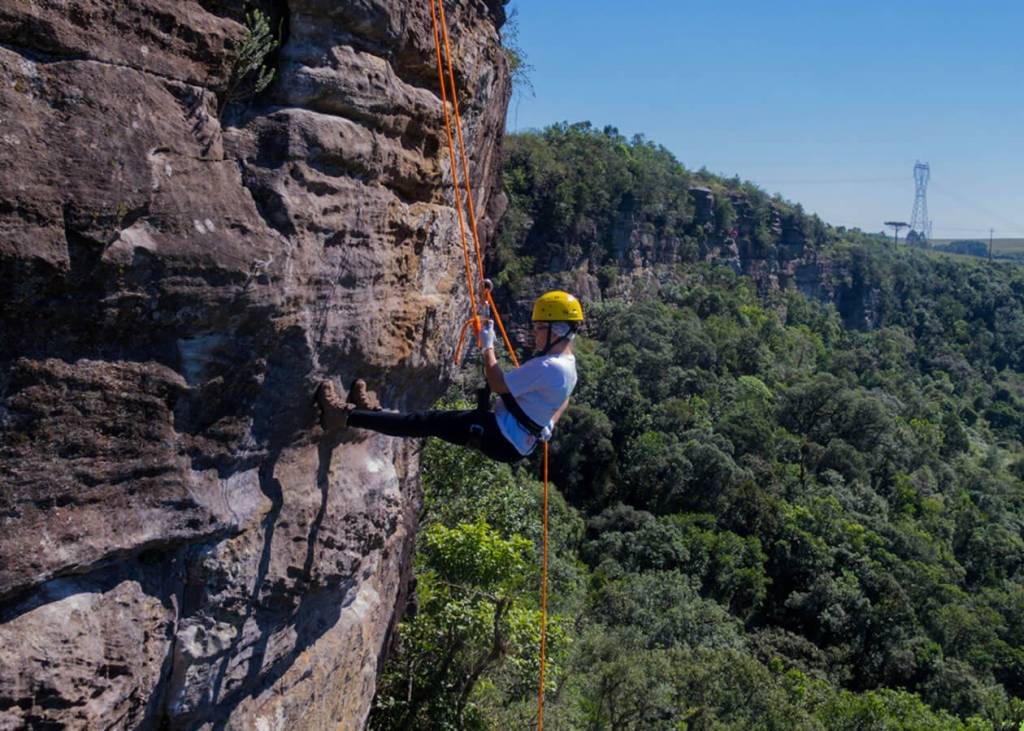 Conheça a plataforma on-line para agendar atividades de esportes radicais