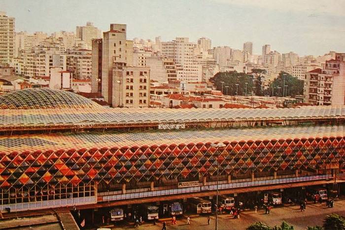 O colorido da antiga Rodoviária da Luz