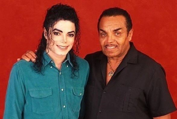 Médico de Michael Jackson dá depoimento surpreendente sobre pai do popstar