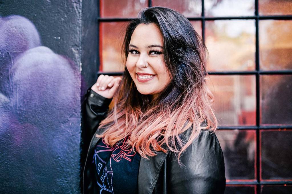 Aos 18 anos, Ana Beatriz Brandão já vendeu mais de 20 000 livros