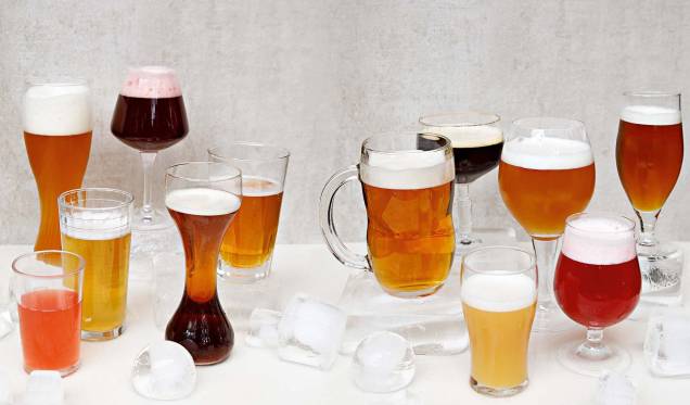 Bicampeão: seleção de cervejas do Empório Alto dos Pinheiros, eleito o melhor chope de São Paulo nas edições 2017 e 2018 de Veja Comer & Beber Bicampeão: seleção de cervejas do Empório Alto dos Pinheiros, eleito o melhor chope de São Paulo nas edições 2017 e 2018 de Veja Comer & Beber