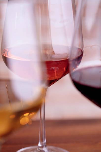 Sede261: os rótulos da casa, especializada em vinhos, mudam toda semana no bar revelação de Veja COMER & BEBER 2018 Sede261: os rótulos da casa, especializada em vinhos, mudam toda semana no bar revelação de Veja COMER & BEBER 2018