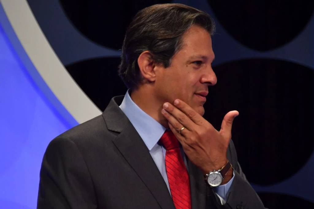 Desembargador suspende ação contra Haddad movida por Edir Macedo