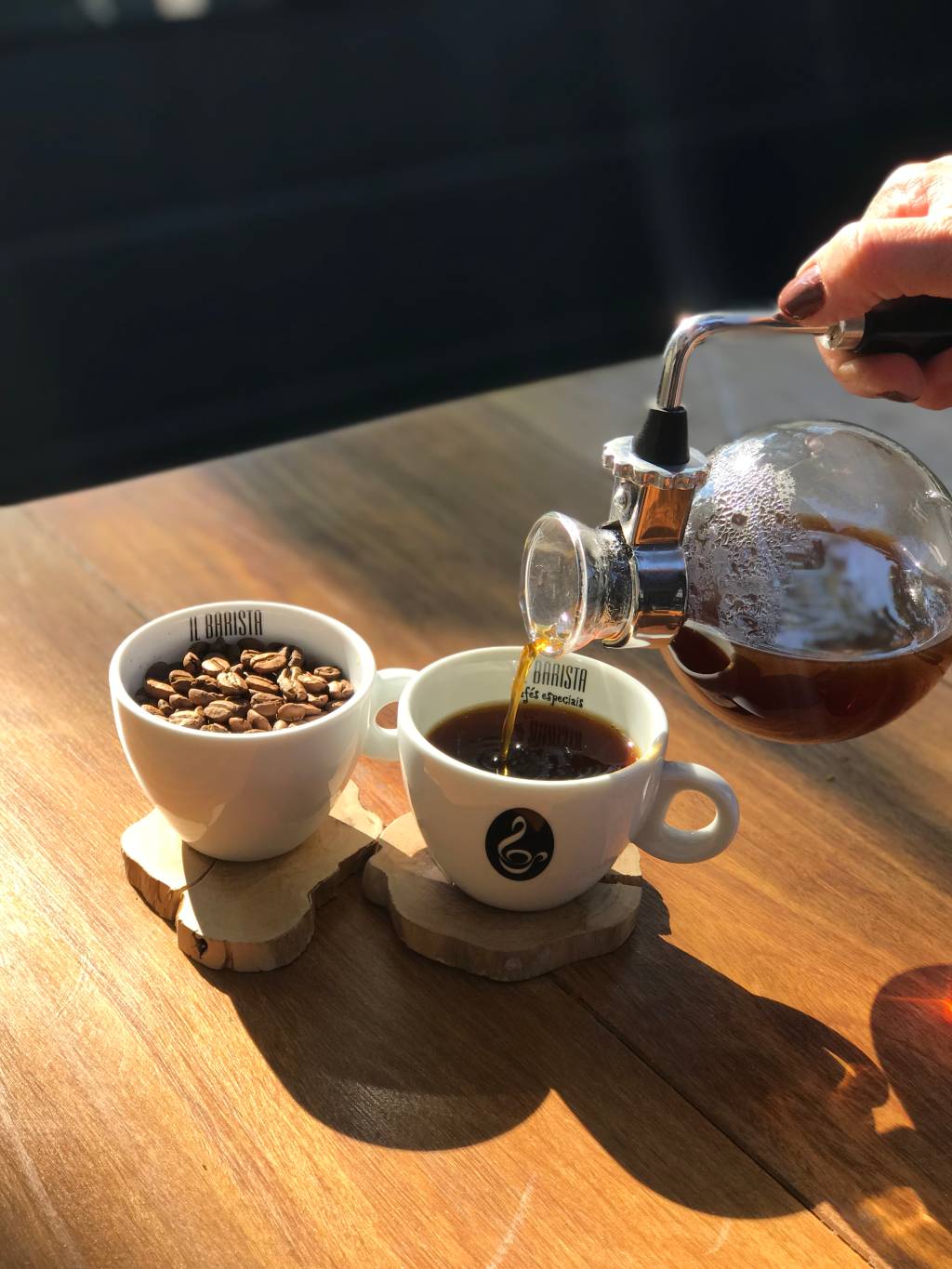 Il Barista serve café mais caro do mundo