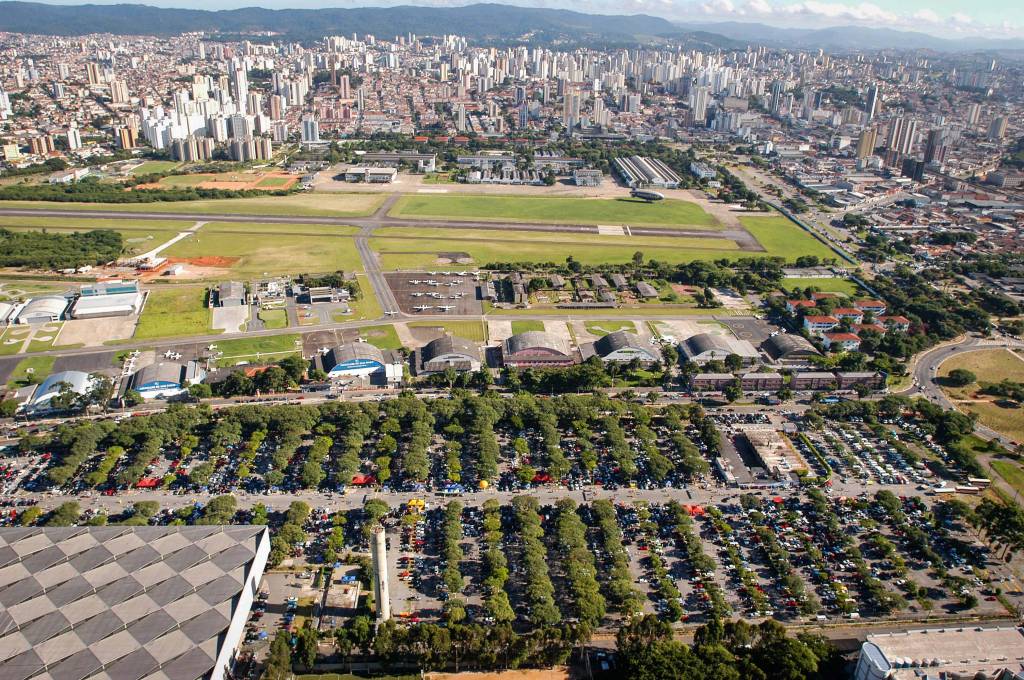 Dívida da Aeronáutica com a cidade: a disputa pelo Campo de Marte
