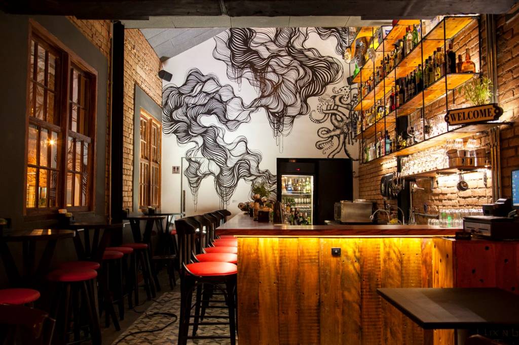 Mix n’ Gin tem drinques até altas horas na Vila Madalena; leia a crítica