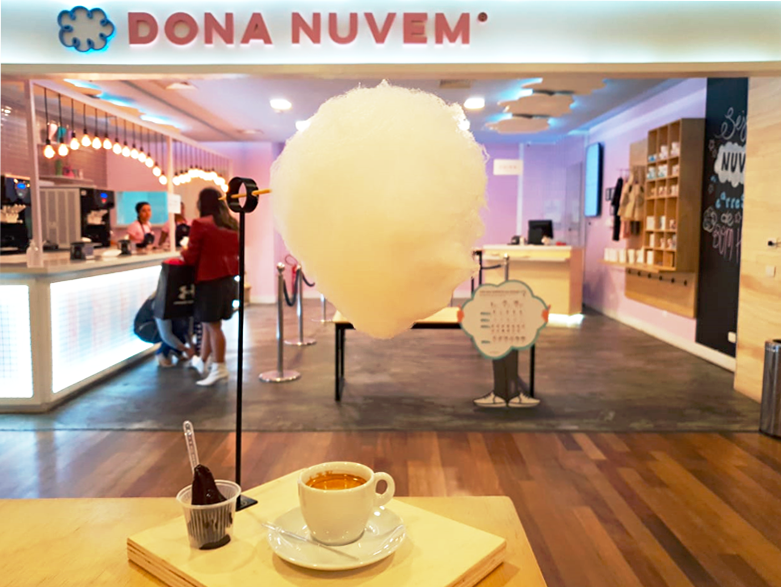 Já pensou em colocar algodão doce em vez de açúcar no café?