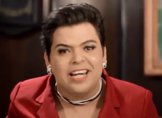 Humorista “cover” de Dilma bate boca com plateia após criticar Bolsonaro