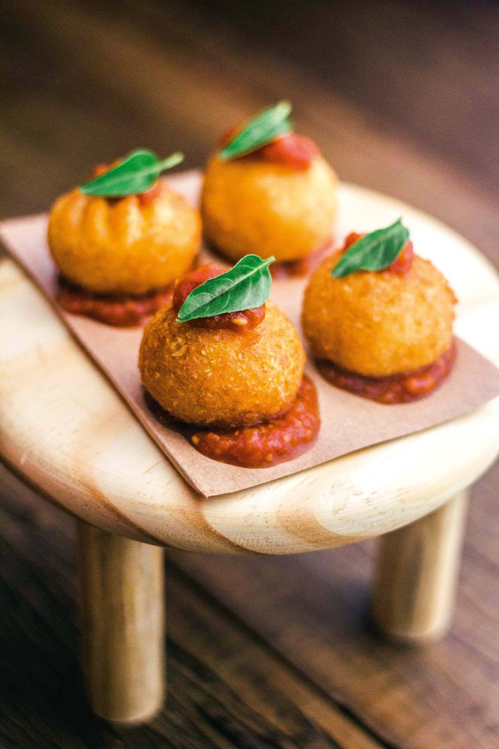 Conheça o Mé, novo bar “escondido” da chef Renata Vanzetto