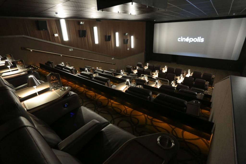 Cinépolis inaugura luxuoso complexo de salas vip em São Paulo
