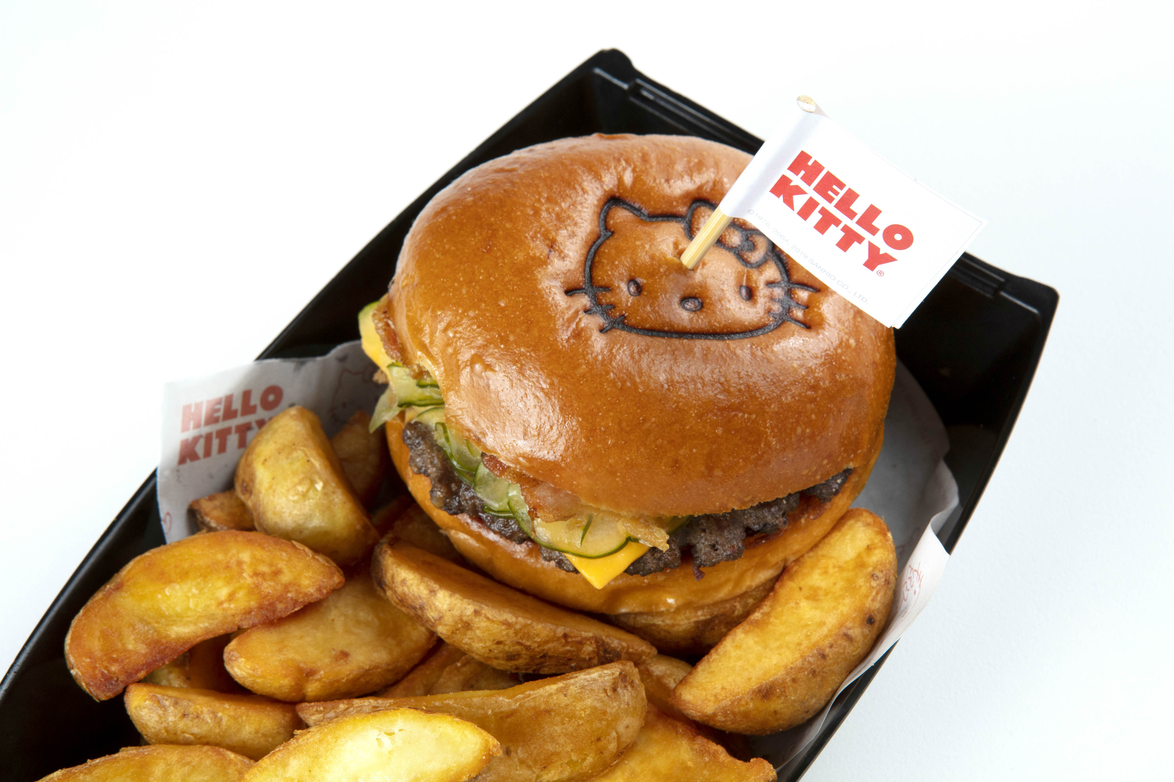 Eat-Hello-kitty-9146