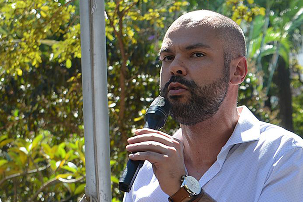 Prefeitura proíbe distribuição de panfletos na capital