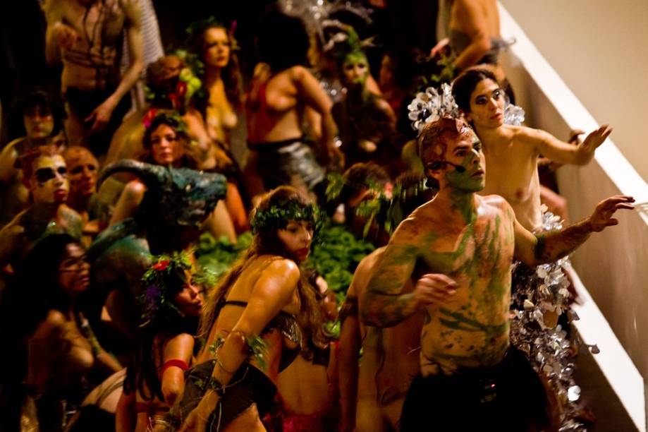 O Bailado do Deus Morto: obra de Flávio de Carvalho no Teatro Oficina O Bailado do Deus Morto: obra de Flávio de Carvalho no Teatro Oficina