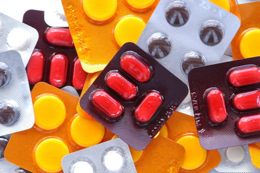 PM prende trio e recupera R$ 35 mil de medicamentos roubados em SP