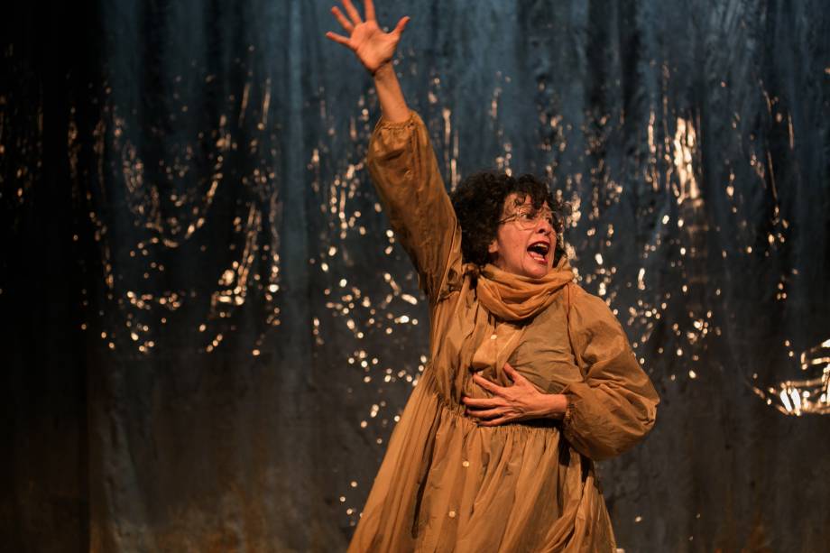 Dos Prazeres: monólogo com Maristela Chelala