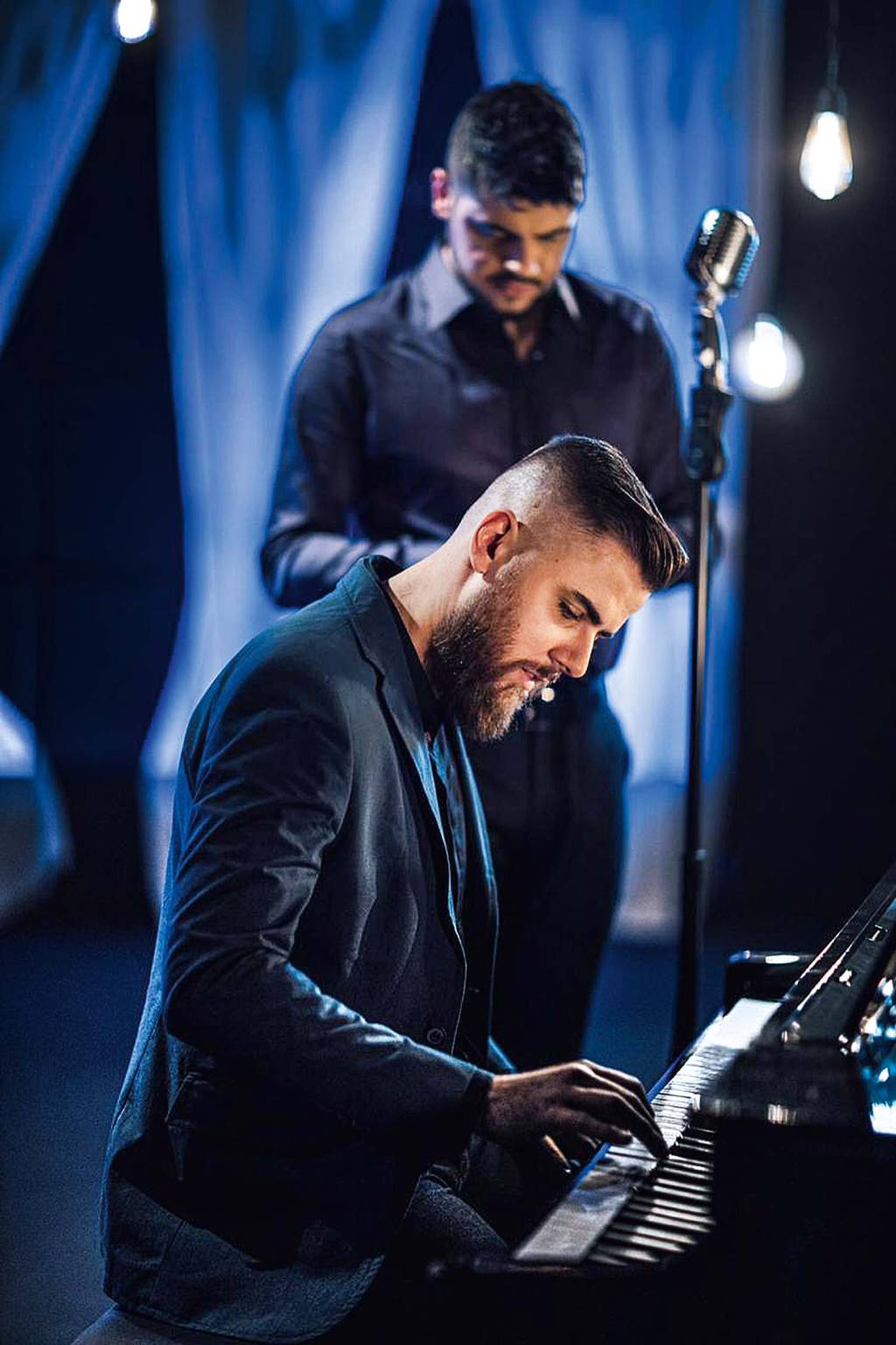 Zé Neto entra com ação contra Luisa Mell após ser acusado de maus-tratos