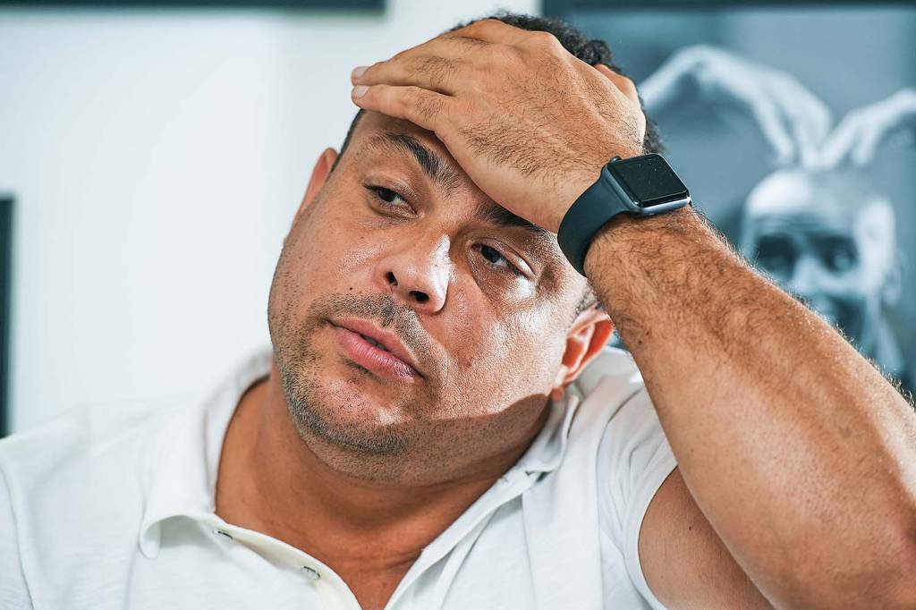 Ronaldo Fenômeno anuncia compra de time de futebol