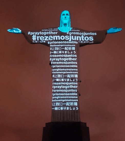Video mapping no Cristo Redentor pede preces às vítimas de coronavírus