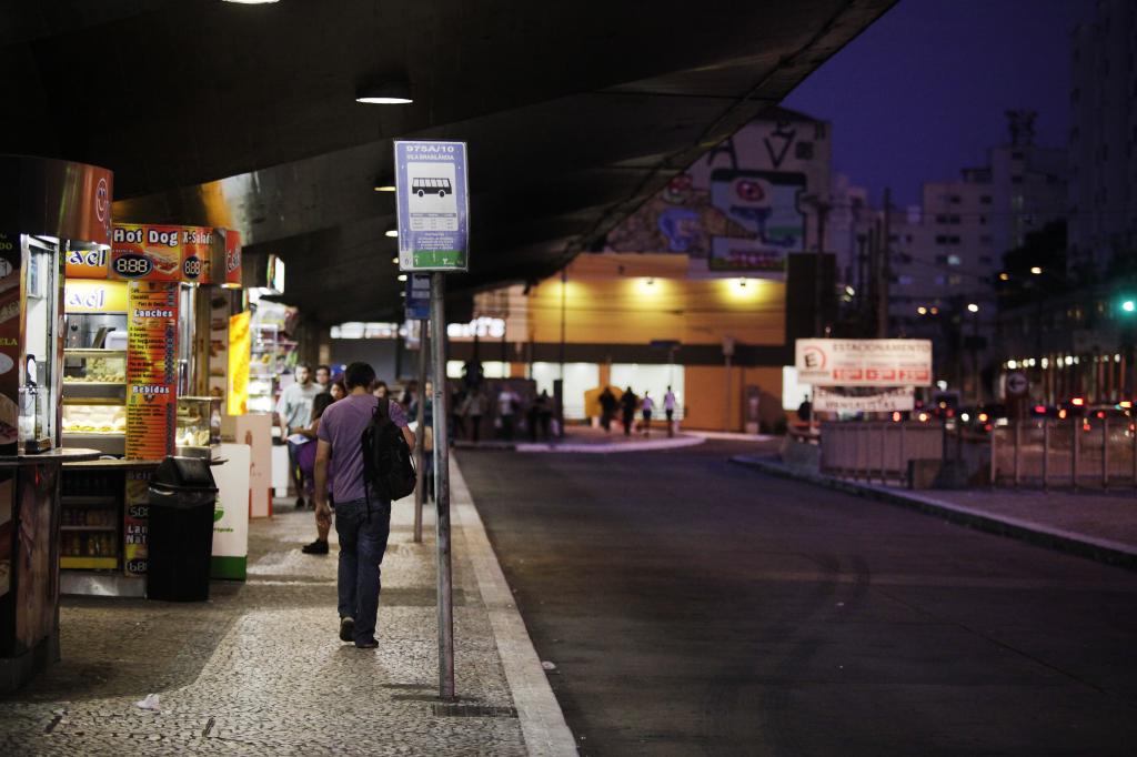Metrô cede treze terminais de ônibus para a iniciativa privada