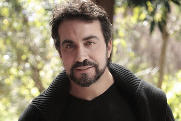 Padre Fábio de Melo solta palavrão ao vivo e espanta Huck: “Que isso?”