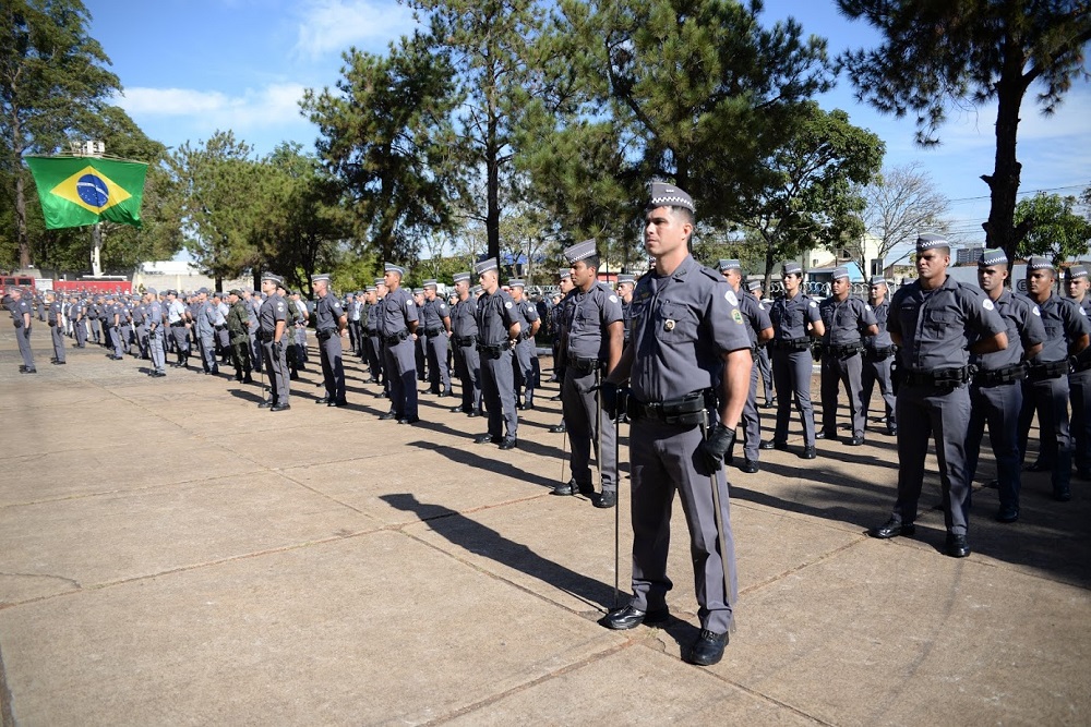 Policiais militares de São Paulo vão usar câmeras nas fardas, diz Doria