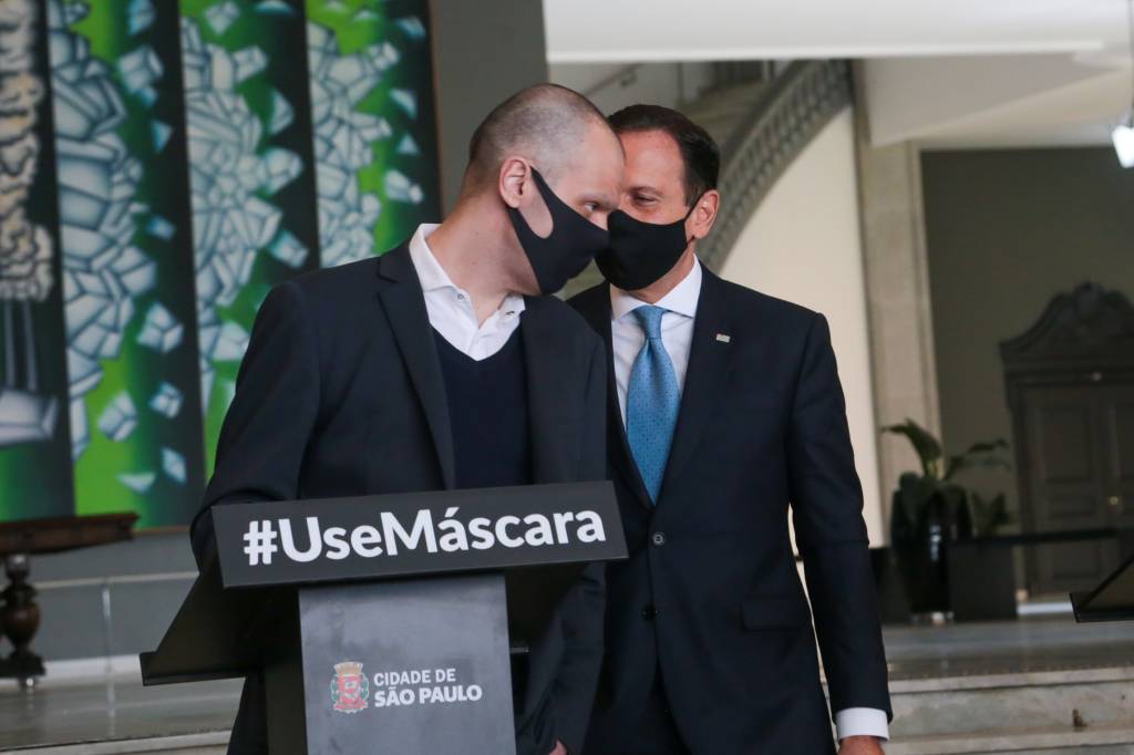 João Doria faz homenagem a Bruno Covas