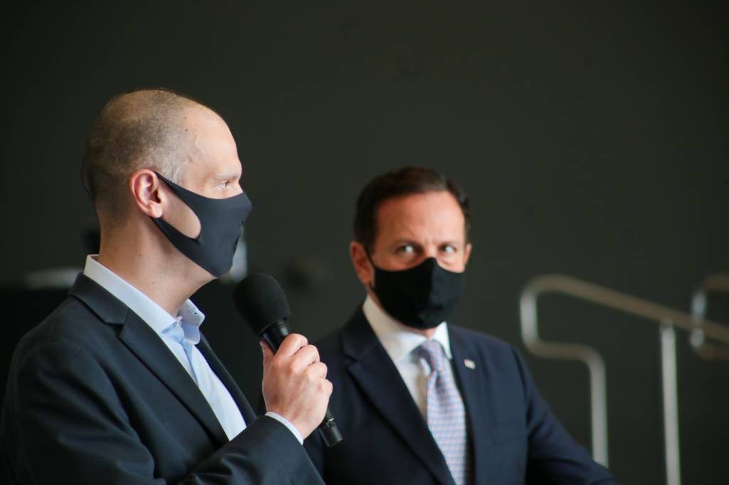 Governo de São Paulo anuncia feriado de 9 de julho como dia útil