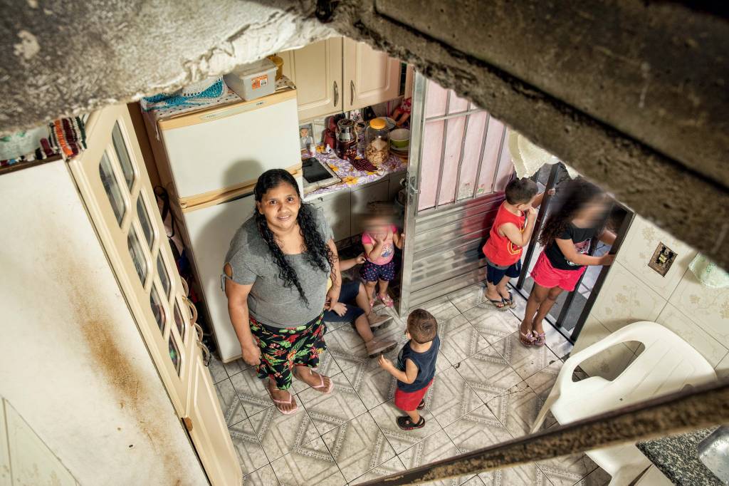 Mães crecheiras veem renda minguar com a pandemia