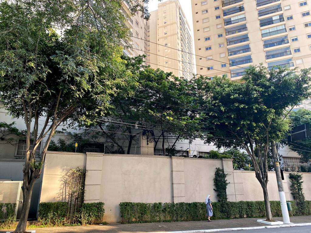 “O muro é o principal inimigo da cidade e o símbolo da divisão”