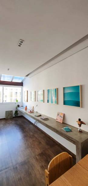 Galeria Aura na casa da galerista Bruna Bailune: formas diferentes de expor nascem durante a pandemia