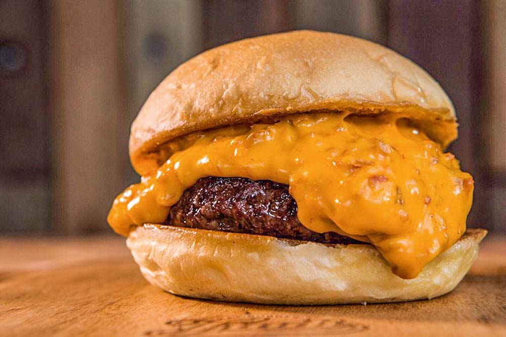 Hamburgueria Tradi abre nova unidade