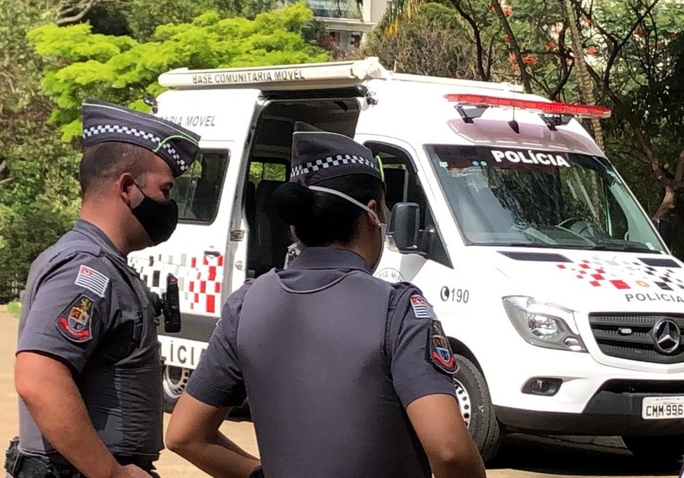 “O bandido que levantar arma para polícia vai levar bala”, diz governador