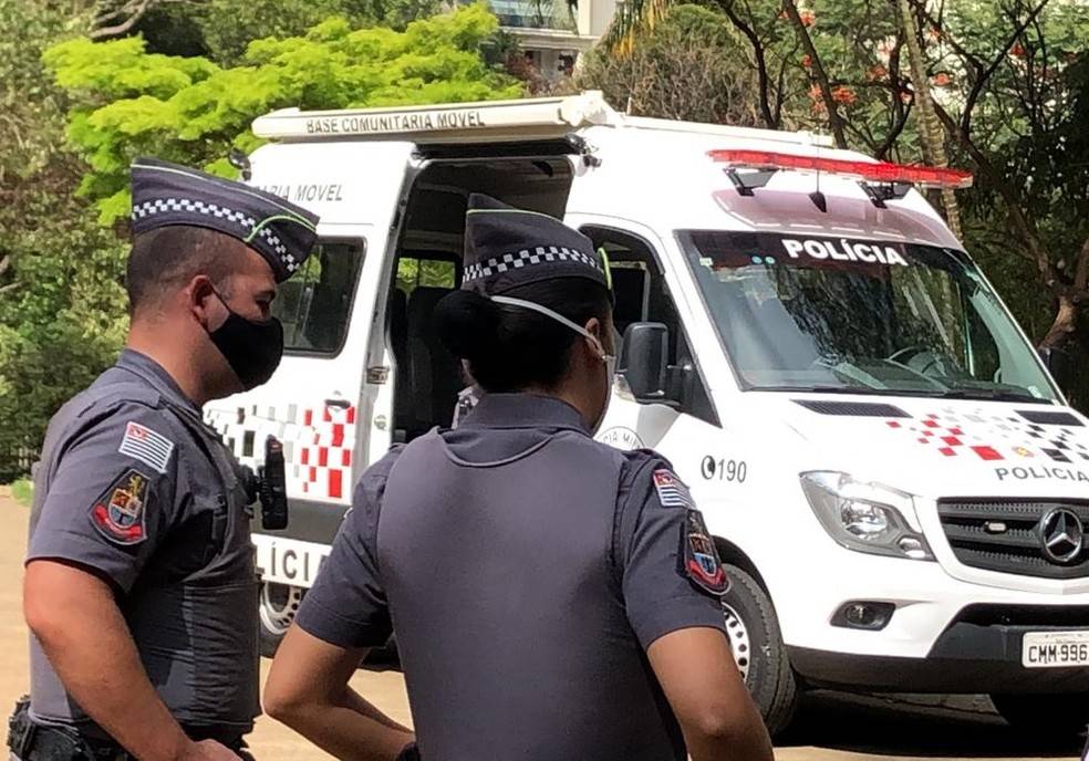 “O bandido que levantar arma para polícia vai levar bala”, diz governador