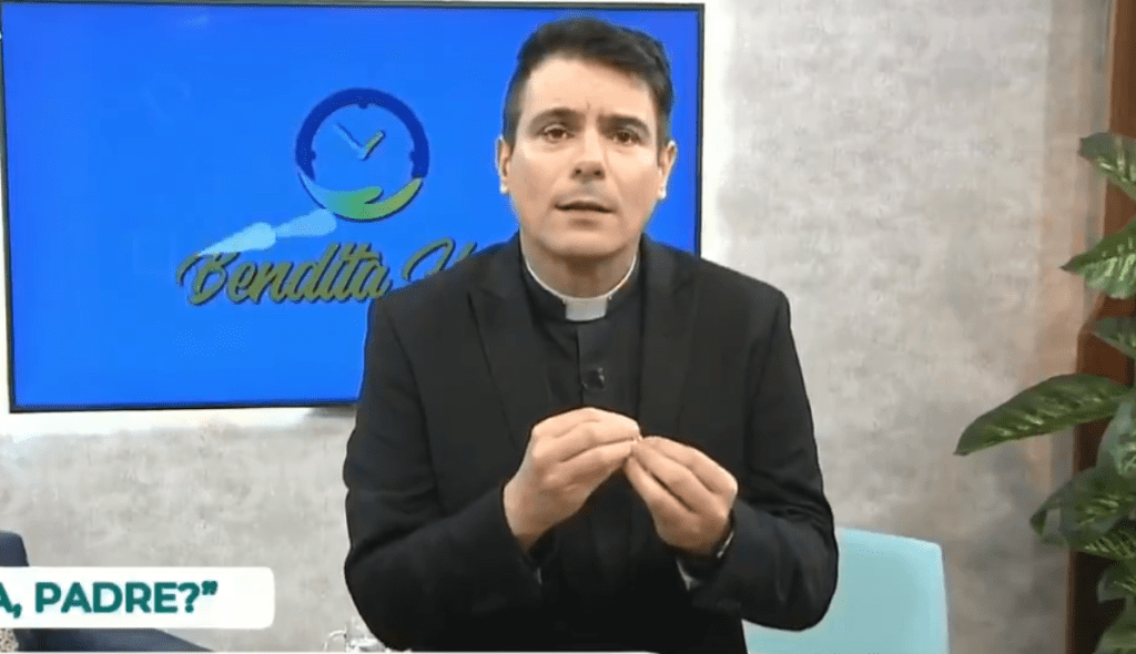 Padre Juarez se exalta ao criticar Ana Paula Valadão: “Burra”