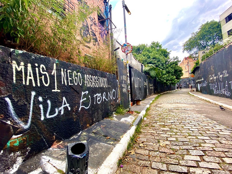 Beco do Batman: luto e protesto ap&oacute;s PM matar artista